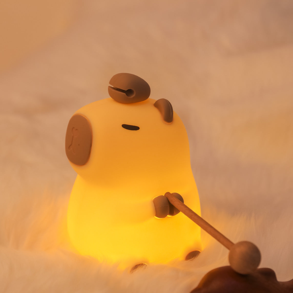 Satsus® Flower Capybara Squishy Silicone Night Light - Perfect Gift for Kids and Girls