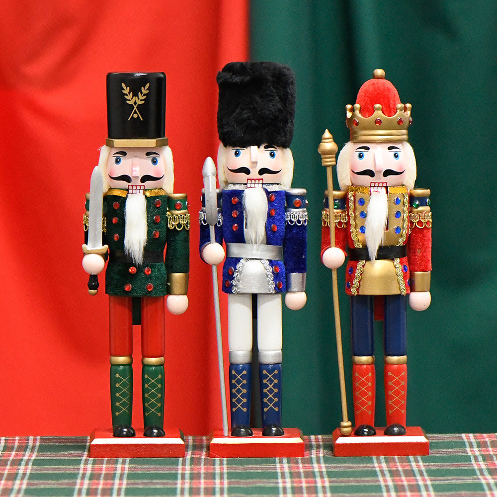 Nutcracker figure in European style, 30 cm