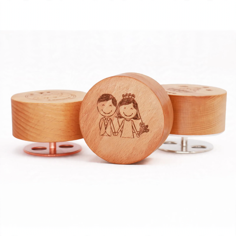 Round music box made of beech wood