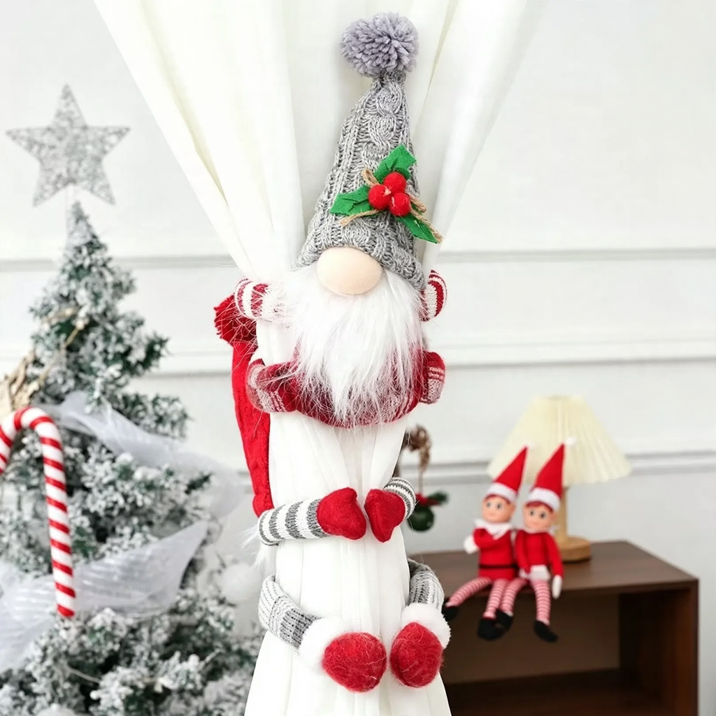 Christmas gnome curtain holder made of knit