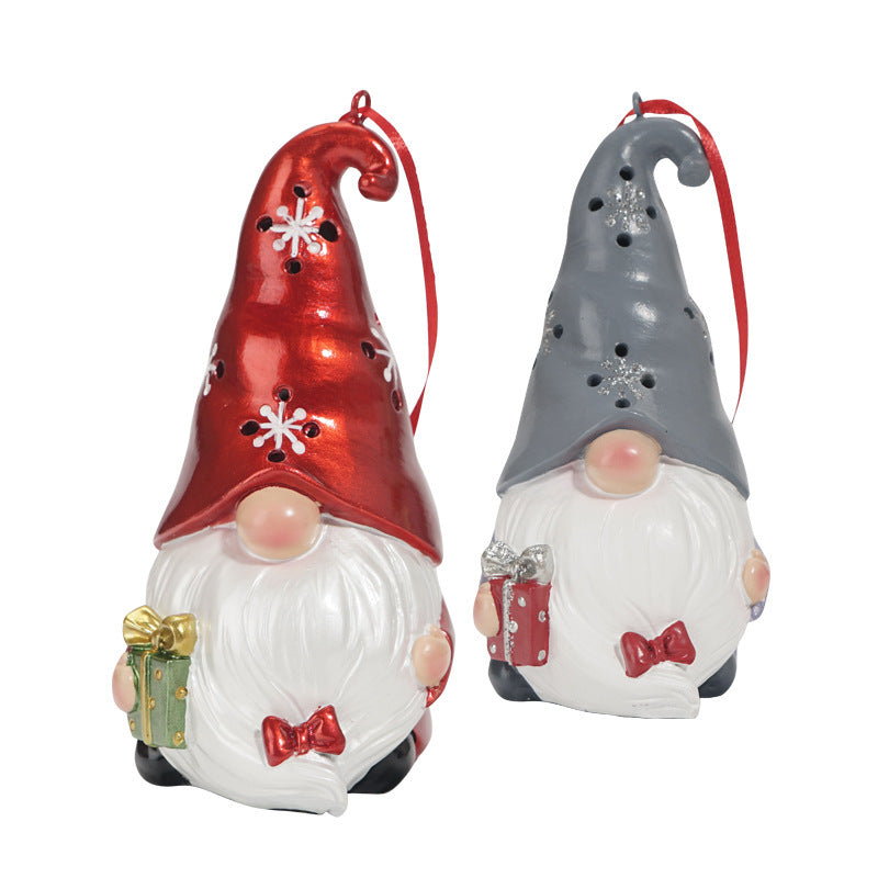 Decorative gnome pendant made of resin