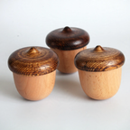 Acorn music box made of beech wood, hand-operated