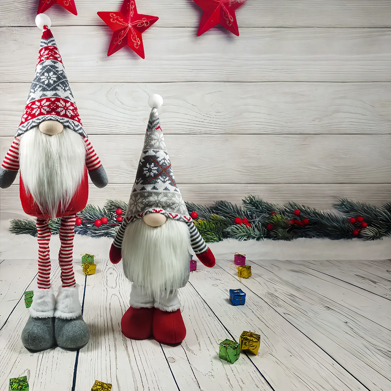 Telescopic gnome figure, height adjustable