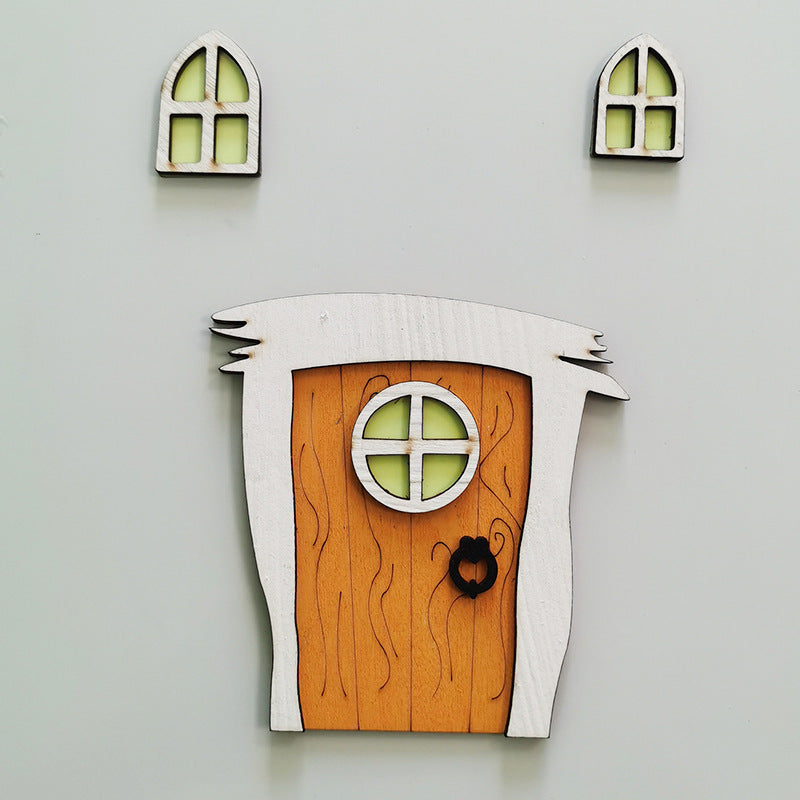 Miniature Elf Door for Dollhouses, 10 cm