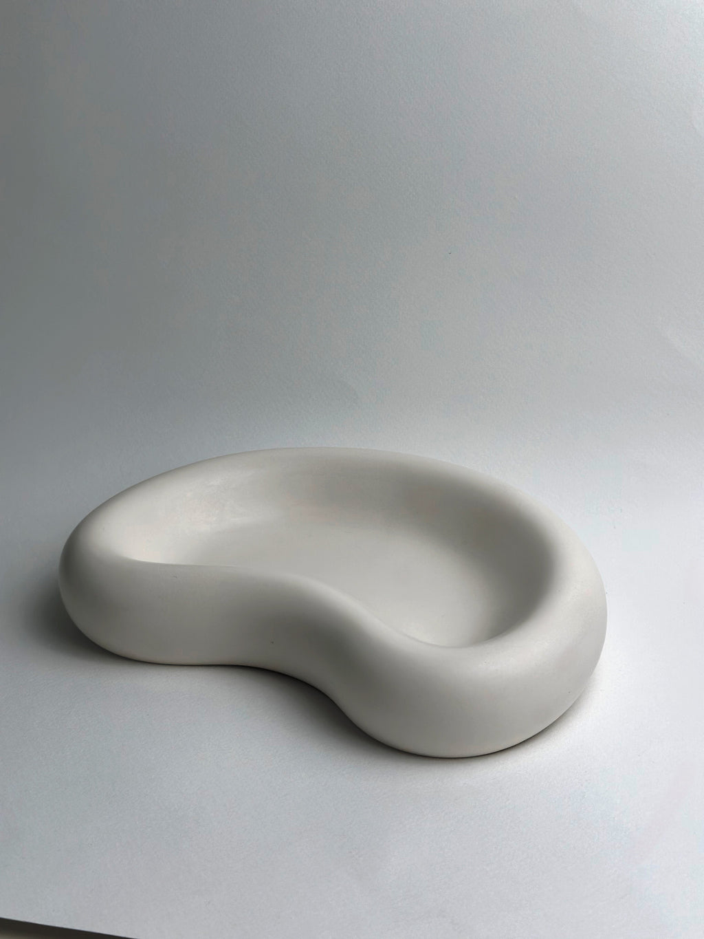 Organic Bean-Shaped Jesmonite Tray