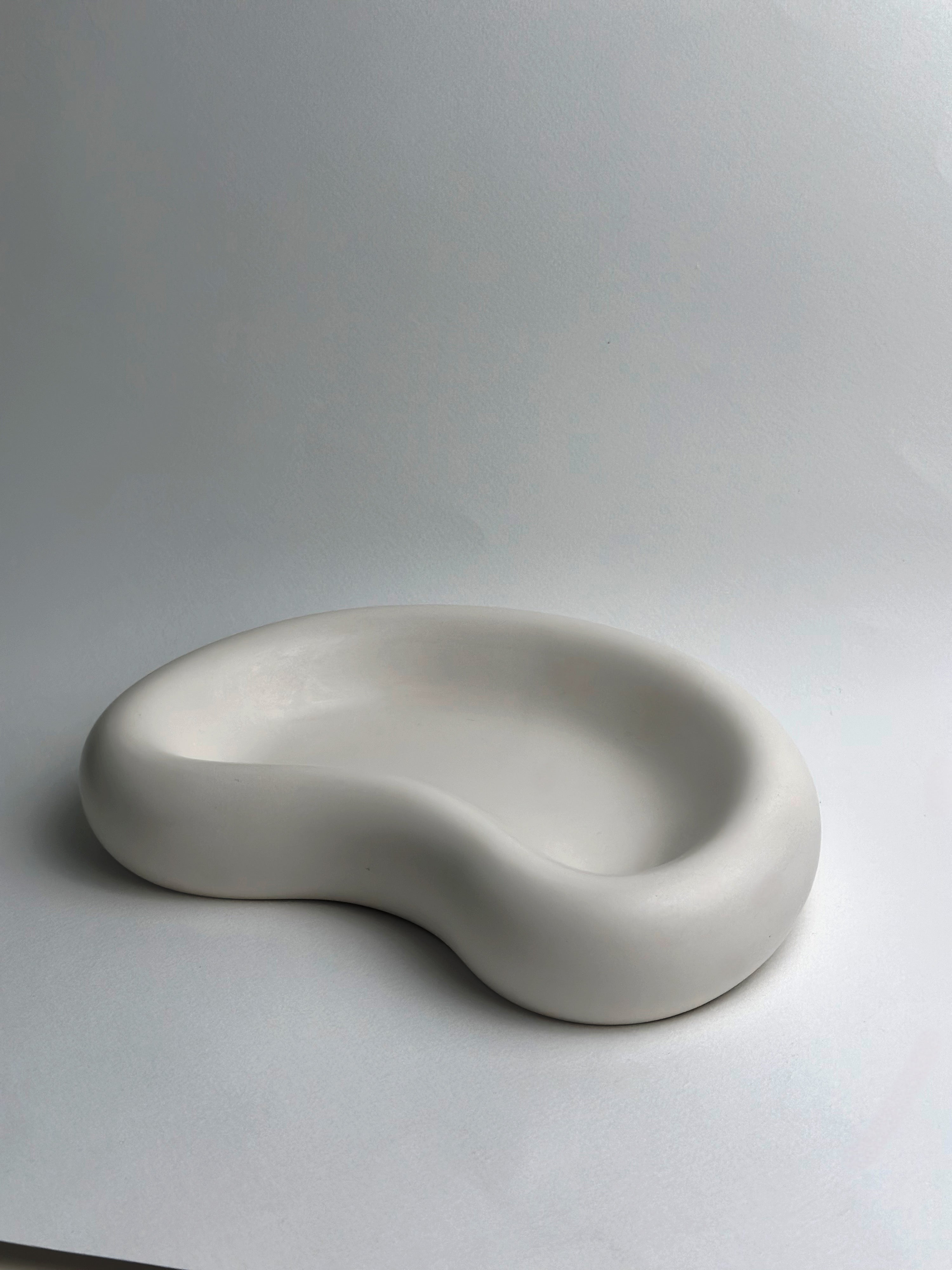 Organic Bean-Shaped Jesmonite Tray