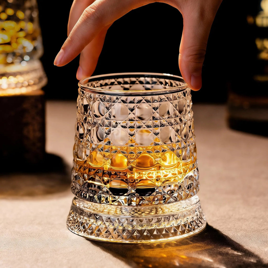Whiskey Glass — Spinning, Crystal, Elegant, Unique, Modern, Luxury