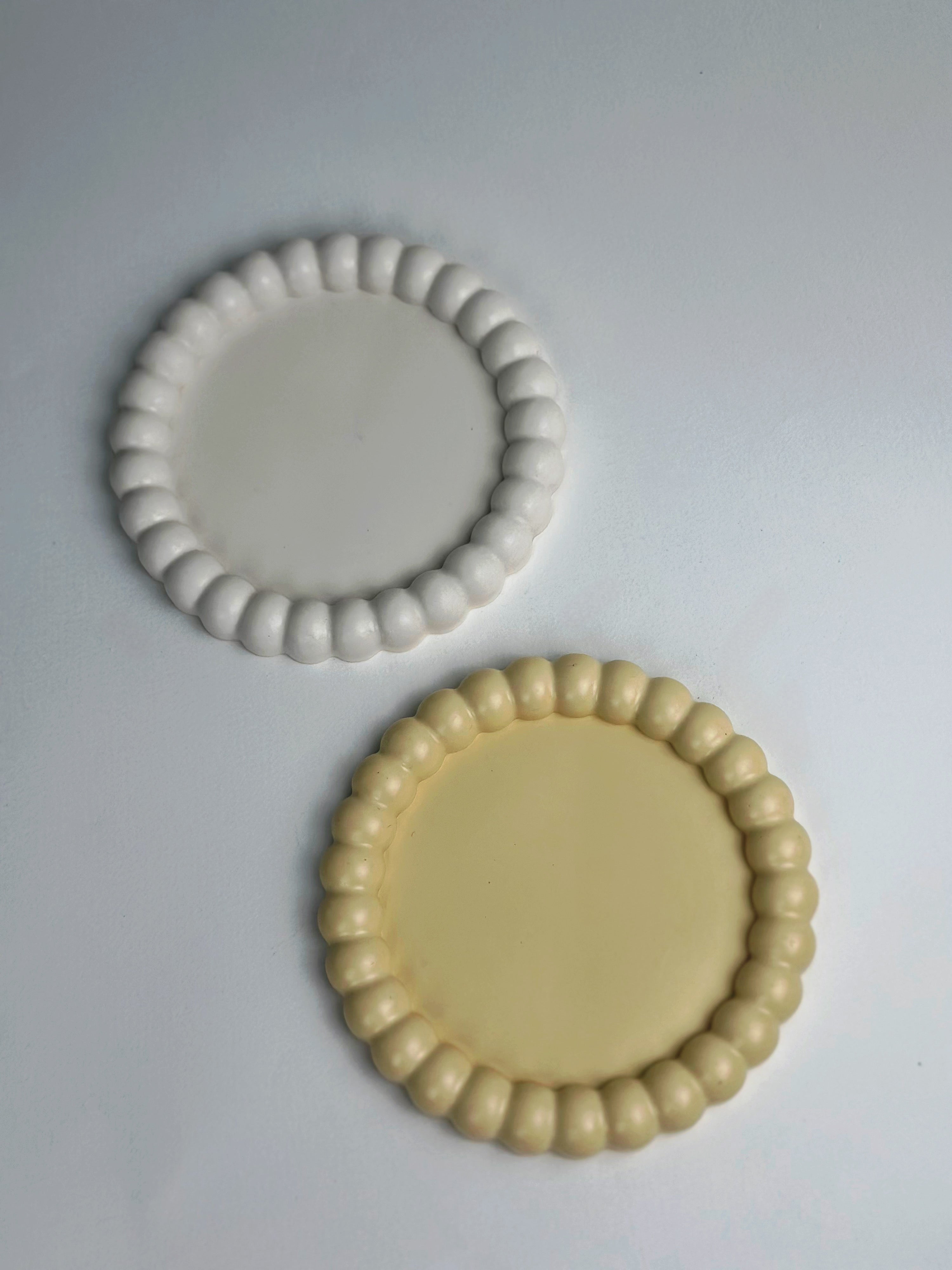 White Beaded-Edge Jesmonite Tray