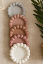 Bubble-Edge Concrete Jewelry Tray