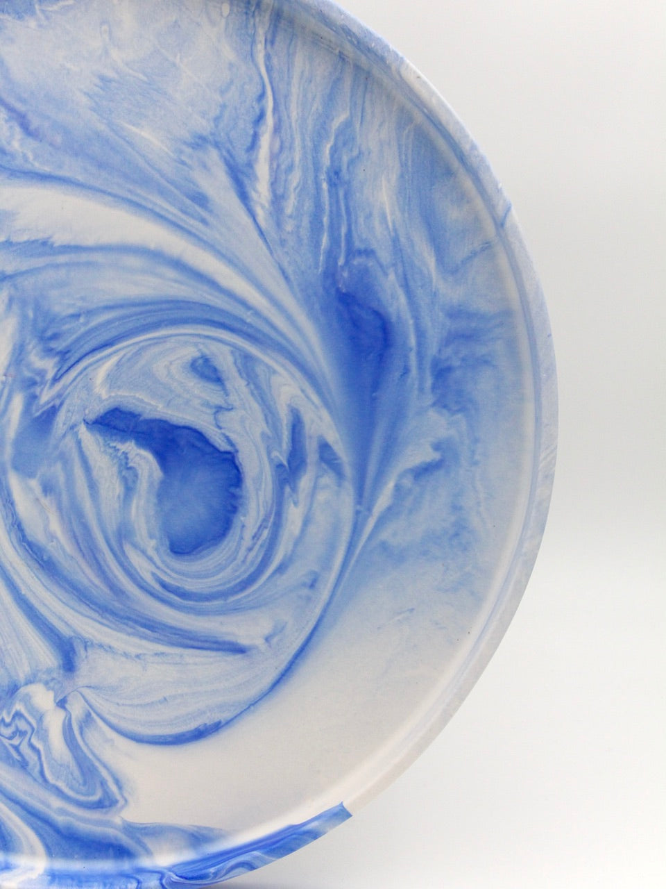 Blue Marble Round Jesmonite Tray