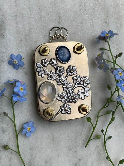 Mini Flower Press | Compact Botanical Keepsake Maker | Portable Craft Tool
