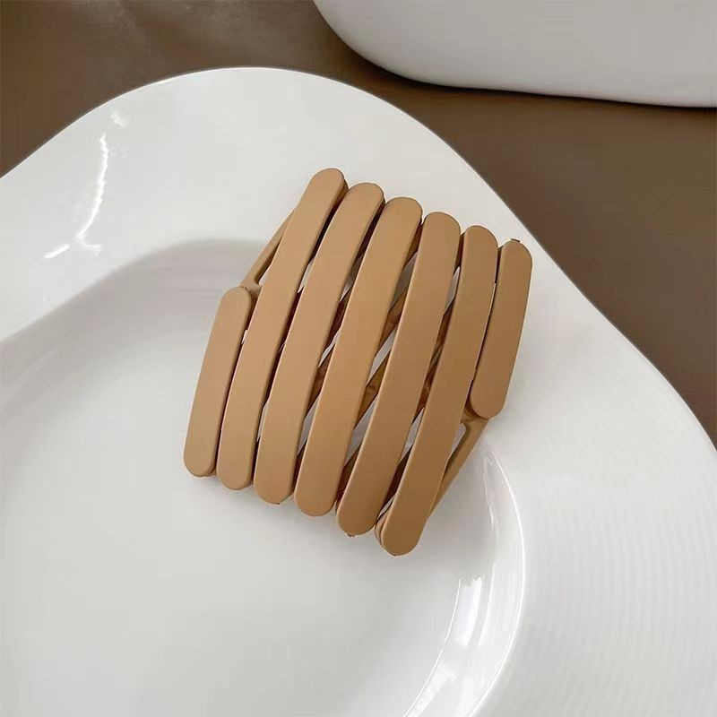 Stylish Matte Face Wash Headband with Teeth for Anti-Slip