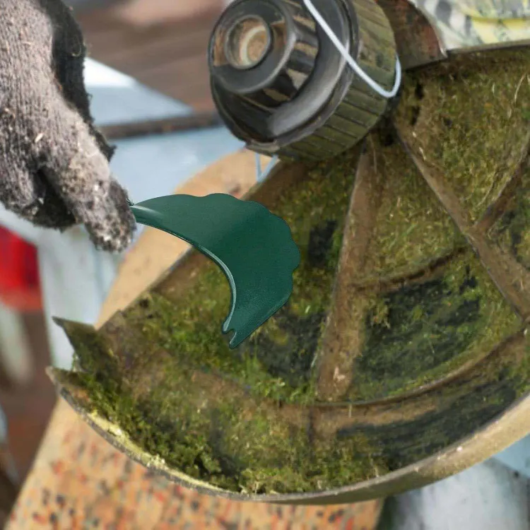 Gardening Lawnmower Blade Cleaner Mower Cleaning Tool Scraper